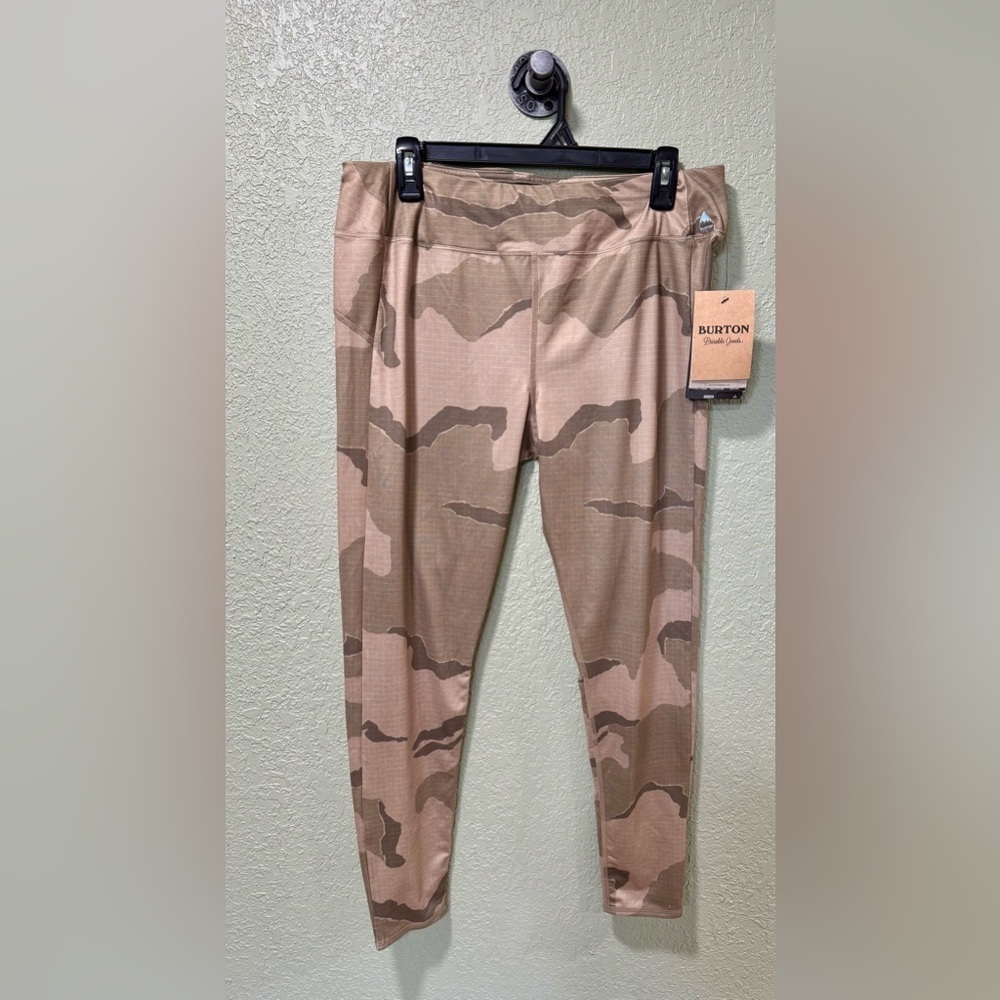 Burton Women's Tan Camo Leggings